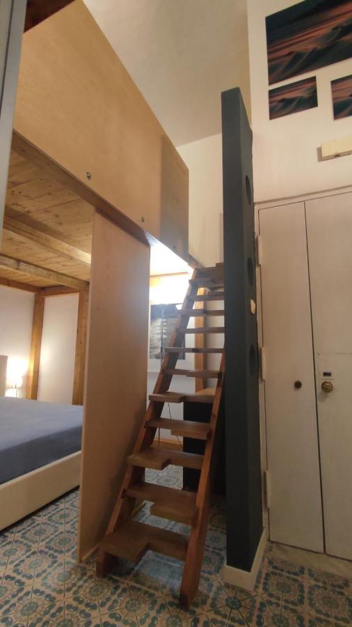 Casa Merisi Al Centro Storico Di Napoli Extérieur photo